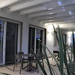 Blu Vacanze Oda ve Kahvaltı Torre Lapillo