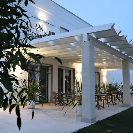 Blu Vacanze B&B 토레 라필로